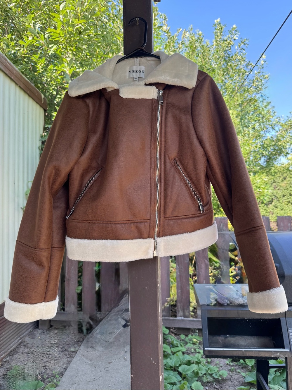 Vigoss - Women’s Brown Coat with Sherpa Lining - Size Medium